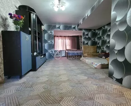 Дом в Волгоградская область, Волжский Цветущий сад СНТ, ул. ...