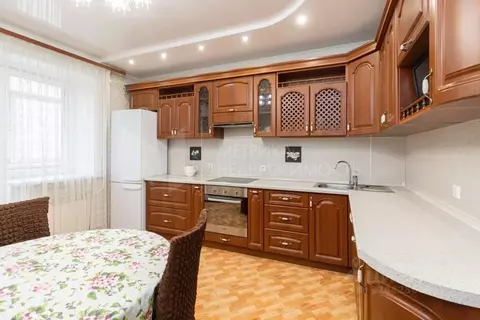 2-к кв. Тюменская область, Тюмень ул. Софьи Ковалевской, 4 (69.68 м)