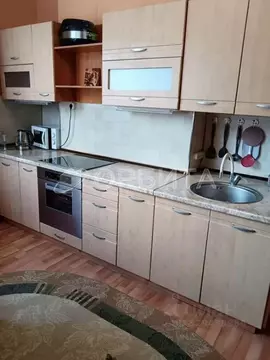 2-к кв. Тюменская область, Тюмень ул. Станислава Карнацевича, 1к1 ...