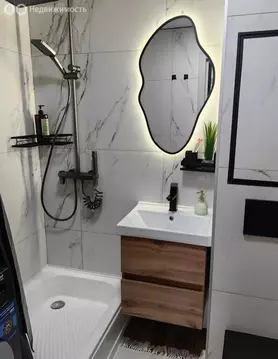 1-комнатная квартира: Краснодар, улица Тюляева, 13 (30 м)