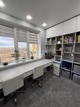 3-к кв. Курская область, Курск просп. Анатолия Дериглазова, 1 (76.9 м)