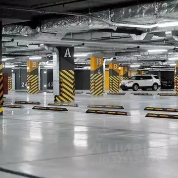 Гараж в Москва Шмитовский проезд, 39к1 (15 м)