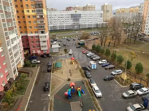 2-к кв. Брянская область, Брянск ул. Горбатова, 10 (70.0 м)