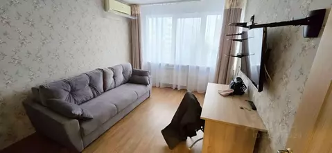 3-к кв. Санкт-Петербург аллея Поликарпова, 8к1 (70.0 м)