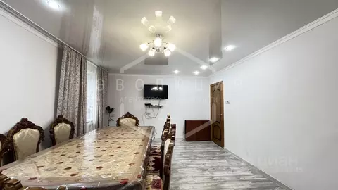 Дом в Калининградская область, Гвардейский муниципальный округ, пос. ...