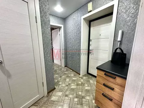 2-к кв. Белгородская область, Старый Оскол Приборостроитель мкр, 24А ...