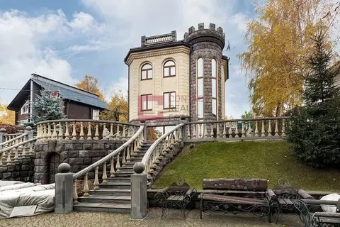 Дом в Москва 2-я Мякининская ул. (1000 м)