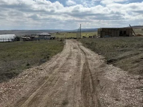 Участок в Крым, Симферопольский район, Чистенское с/пос, с. Камышинка ...