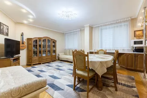 4-к кв. Татарстан, Казань Меридианная ул., 12 (144.0 м)