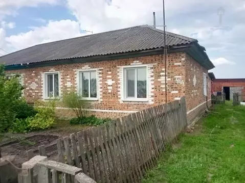 3-к кв. Омская область, Любинский район, д. Калиновка 46 (66.7 м)