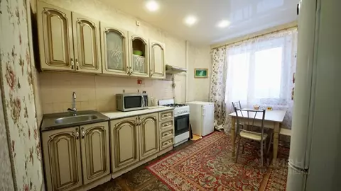 4-к кв. Омская область, Омск ул. 4-я Линия, 178 (81.0 м)