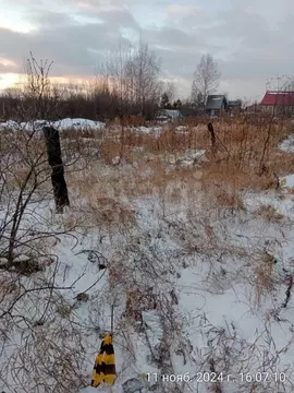 Участок в Тюменская область, Ялуторовский муниципальный округ, Поле ...