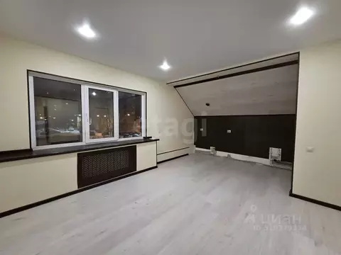 2-к кв. Коми, Сыктывкар ул. Энгельса, 141 (55.4 м)