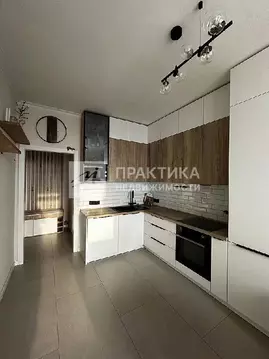 Продается 2-комнатная квартира