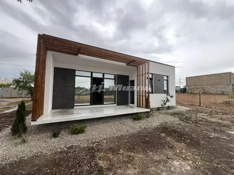 Дом в Крым, Симферопольский район, Трудовское с/пос, Бытовик-Северный ...