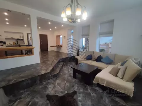 Коттедж в Белгородская область, Старый Оскол Загородная ул. (268 м)