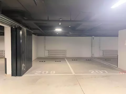 Гараж в Москва Фестивальная ул., 15к5А (17 м)