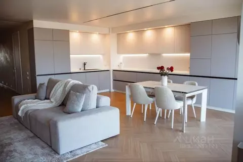 3-к кв. Самарская область, Самара ул. Луначарского, 5 (137.0 м)