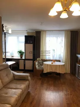 3-к кв. Новгородская область, Великий Новгород Октябрьская ул., 10 ...