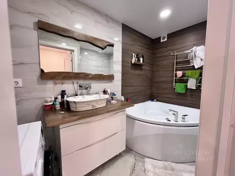 3-к кв. Волгоградская область, Волгоград пос. Ангарский, ул. ...