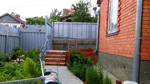 Дом в Саратовская область, Саратов Пристанская ул. (35 м)
