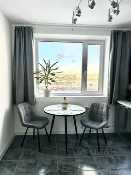 3-к кв. Санкт-Петербург ул. Маршала Казакова, 38К1 (71.0 м)