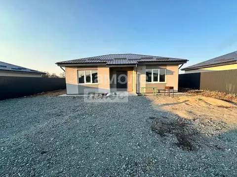 Дом в Приморский край, Артемовский городской округ, с. Кневичи пер. ...