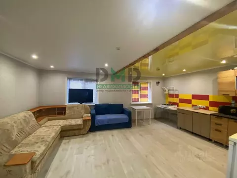 Дом в Оренбургская область, Орск Старый город мкр, ул. Карла Маркса, ...