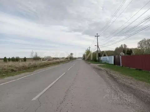 Участок в Тюменская область, Тюменский муниципальный округ, д. ...