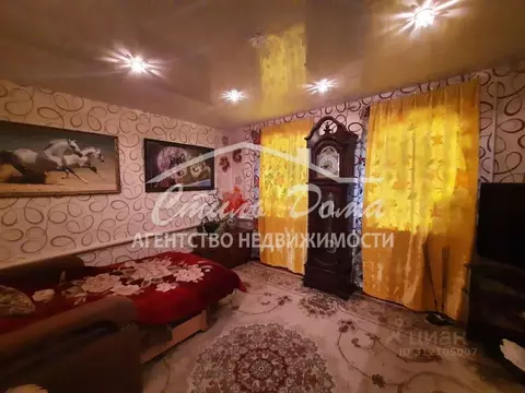 Дом в Волгоградская область, Среднеахтубинский район, Кировское с/пос, ...