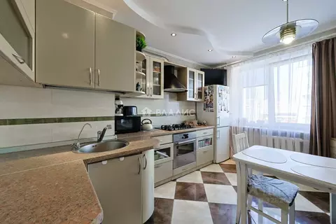 3-к кв. Калининградская область, Калининград Зеленая ул., 70 (70.0 м)