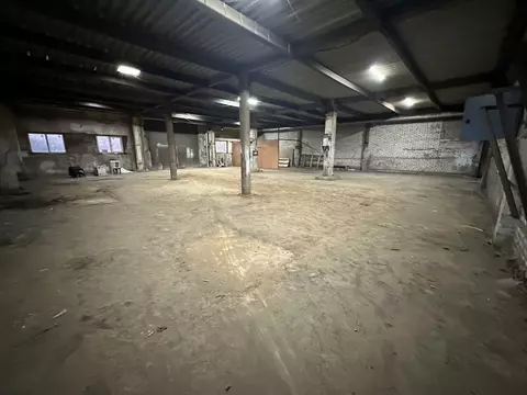 Помещение свободного назначения в Санкт-Петербург Петергофское ш., ...