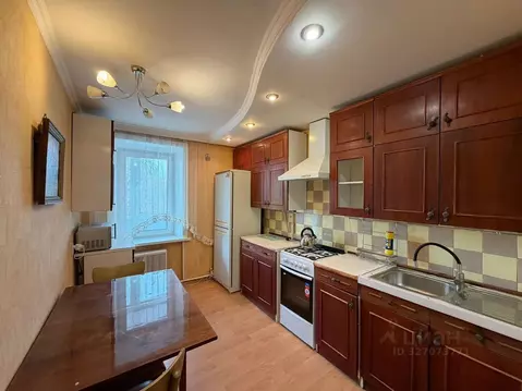 3-к кв. Московская область, Электросталь Пионерская ул., 17 (60.0 м)