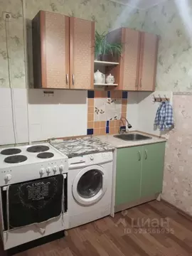 1-к кв. Омская область, Омск Заозерный мкр, ул. Бархатовой, 5 (36.8 м)