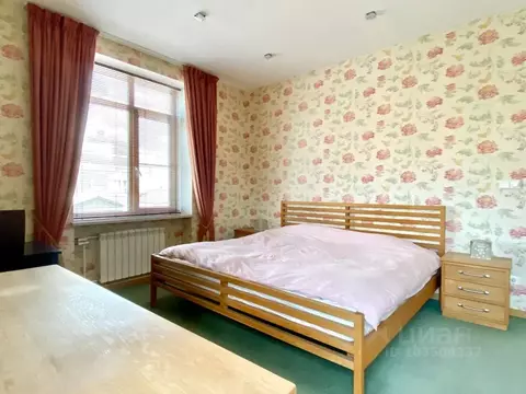 Комната Москва Большой Златоустинский пер., 3АС2