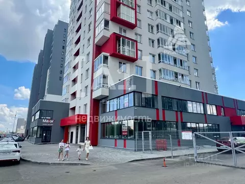 Торговая площадь в Челябинская область, Челябинск наб. Героя России ...