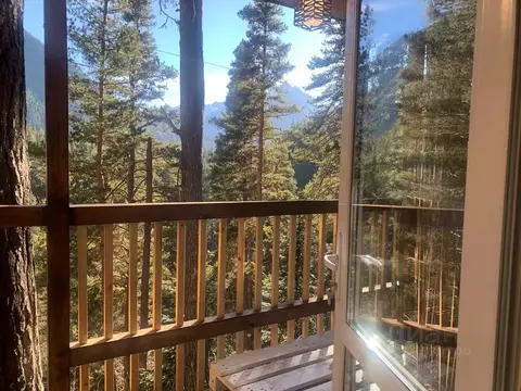 Дом в Карачаево-Черкесия, Зеленчукский район, с. Архыз  (30 м)