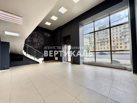 Помещение свободного назначения в Москва Кутузовский просп., 22 (300 ...