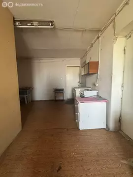 1к в -комнатной квартире (12.1 м)