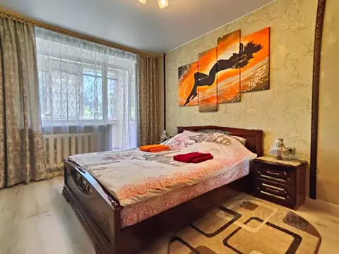 2-к кв. Псковская область, Пушкинские Горы рп ул. Ленина, 48 (51.0 м)