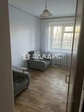 3-к кв. Бурятия, Улан-Удэ Стеклозавод мкр, ул. Воронежская, 6 (48.7 м)