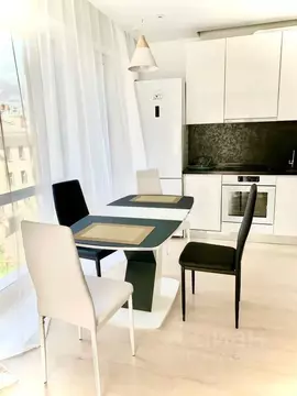 3-к кв. Санкт-Петербург Социалистическая ул., 21 (65.0 м)