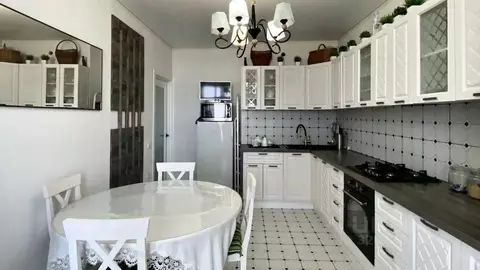 3-к кв. Ростовская область, Ростов-на-Дону ул. Берберовская, 8с2 (80.2 ...