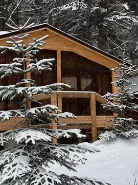 Дом в Карачаево-Черкесия, Зеленчукский район, с. Архыз ул. Счастливая ...