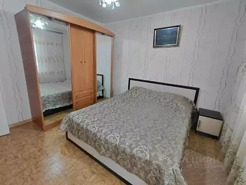 3-к кв. Севастополь просп. Героев Сталинграда, 33 (73.7 м)