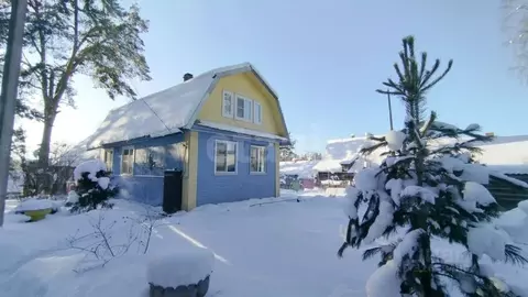 Дом в Ленинградская область, Киришский район, Пчевжинское с/пос, пос. ...