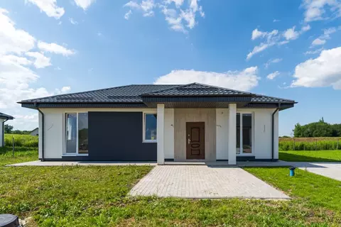 Дом в Калининградская область, Гурьевский муниципальный округ, пос. ...