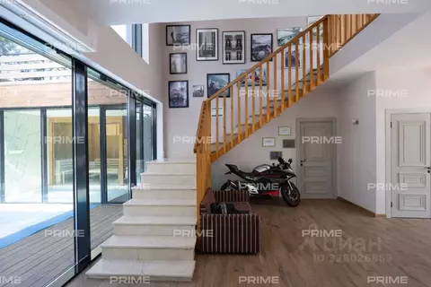 Коттедж в Московская область, Одинцовский городской округ, с. ...