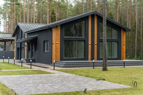 Дом в Выборгский район, городской посёлок Рощино (351.2 м)