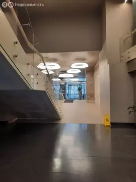 Помещение свободного назначения (300 м)